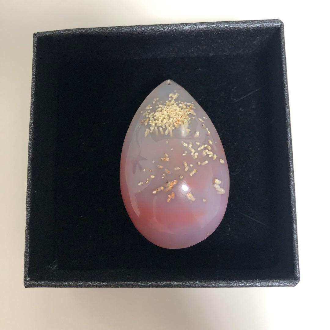 縁結び 女陰 ヌードメノウ 生命の源 女性器 趣味 天然石 瑪瑙 彫り物 A15