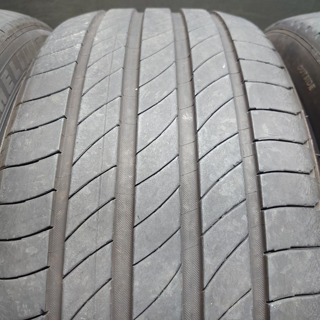 2023年製 ミシュラン e PRIMACY 235/45Ｒ18 4本セット