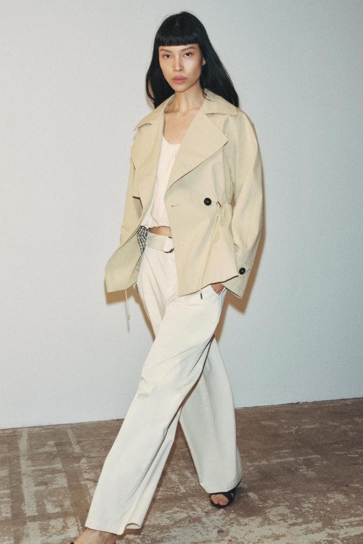 新品✨ ZARA 調節可能なウエスト ショートトレンチコート M