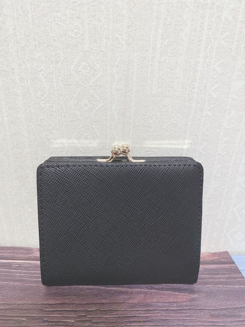 〔新品未使用〕ヴィヴィアンウエストウッド　折り財布