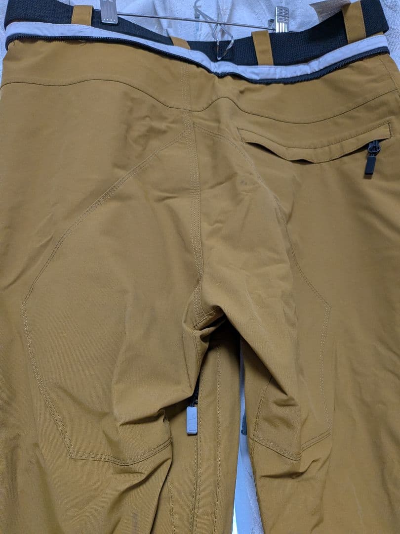 volcom スノーボードパンツ