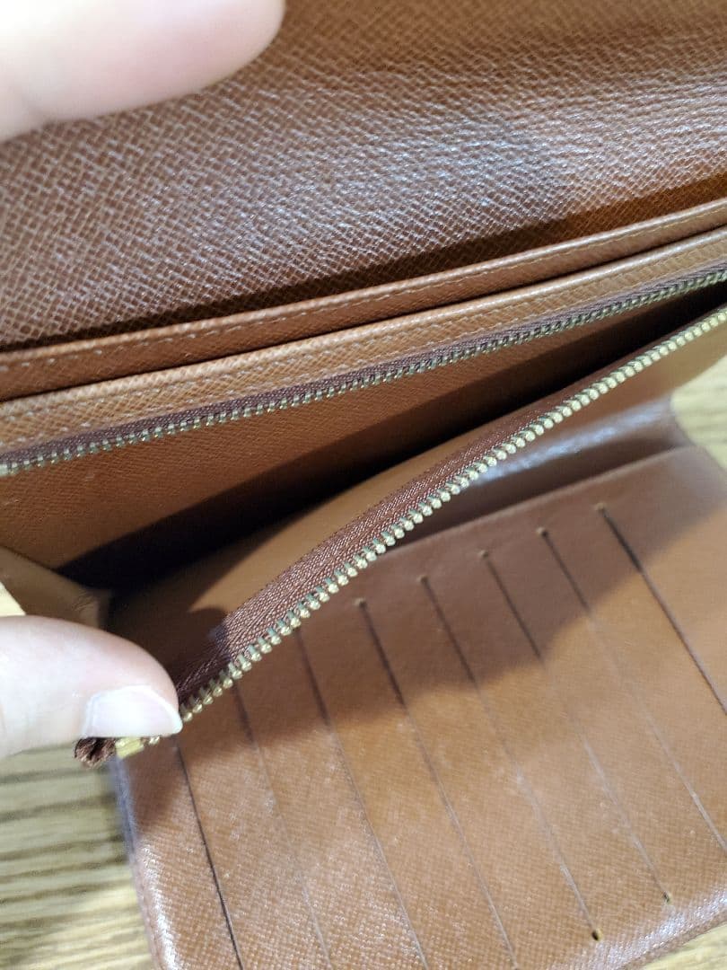 Louis Vuitton パスポートケース 長財布 モノグラム