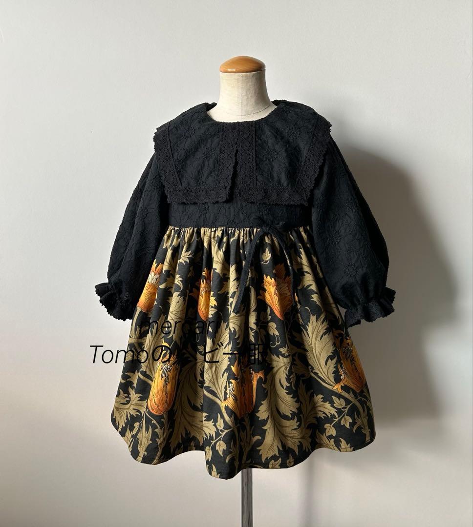 ハンドメイド　マーガレット刺繍レース×モリス　セーラースクエアカラーワンピース