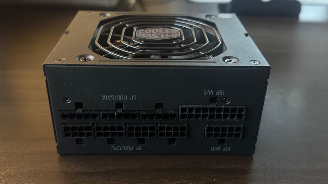 電源ユニット Cooler Master V650 SFX GOLD 650W
