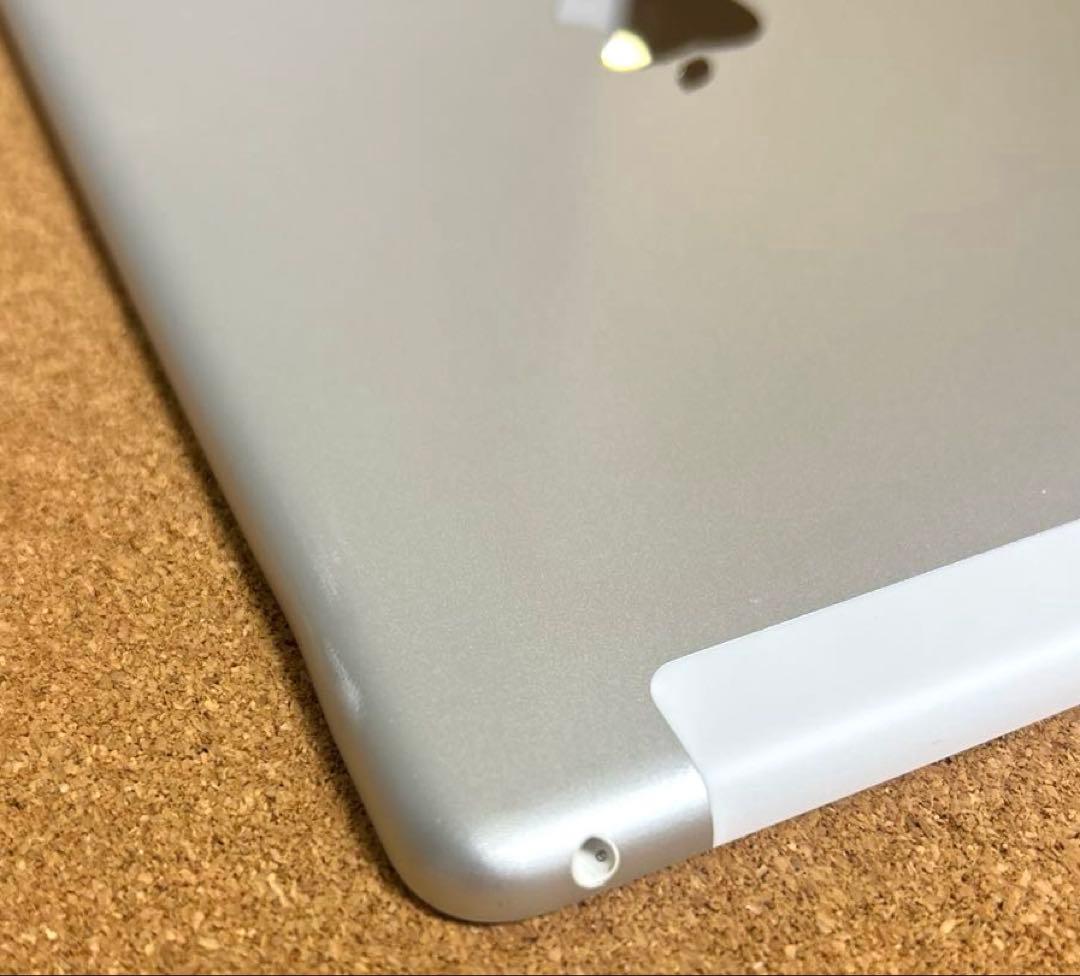 iPad9 第9世代 64GB SIMフリー (10) 93%
