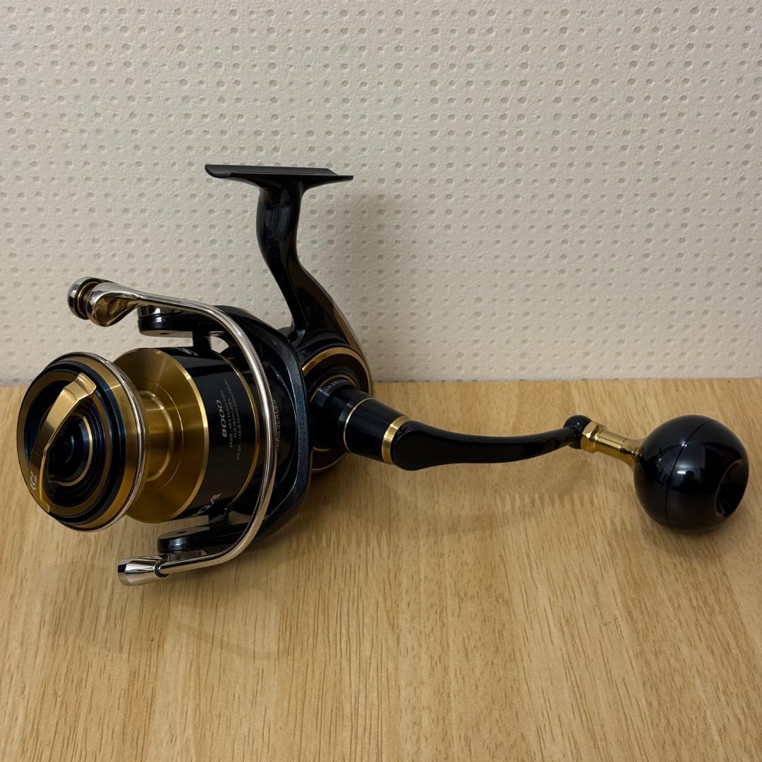 【未使用品】 ダイワ 20 ソルティガ 8000-P スピニングリ－ル