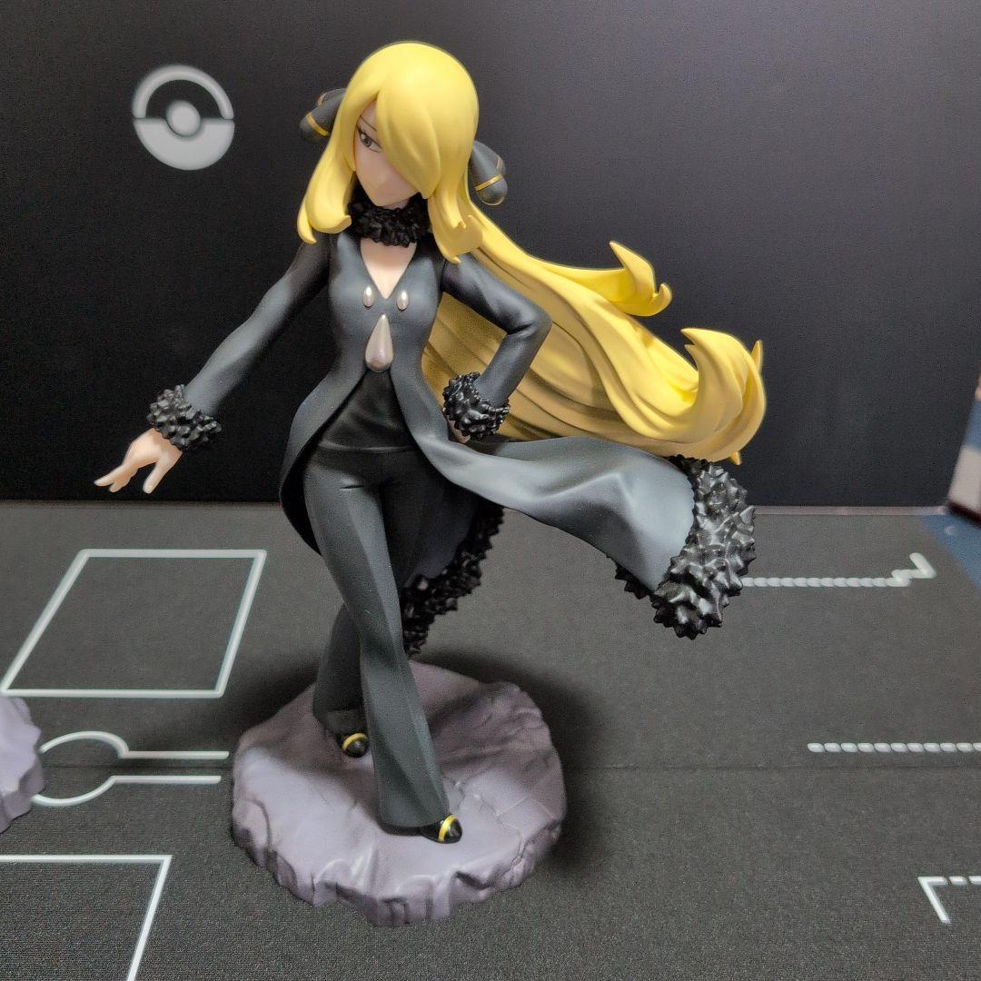 ARTFX J シロナ with ガブリアス　フィギュア
