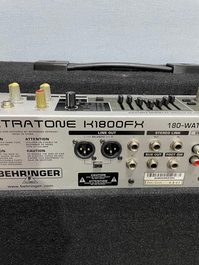 BEHRINGER Ultratone K1800FX アンプ