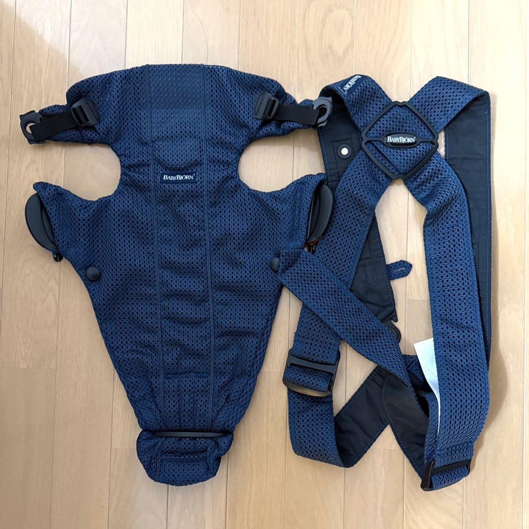 美品【BABY BJORN】 ベビーキャリアMINI メッシュ ネイビーブルー