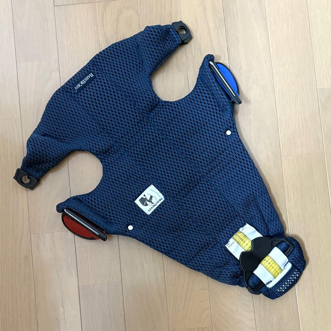 美品【BABY BJORN】 ベビーキャリアMINI メッシュ ネイビーブルー