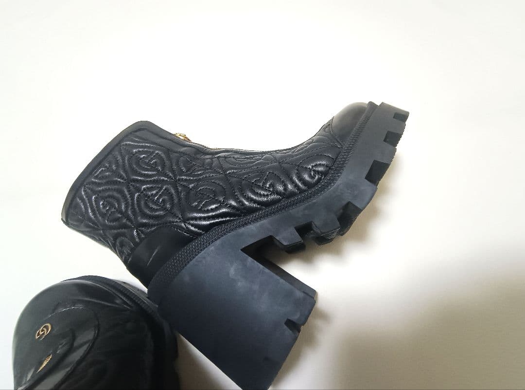 GUCCI 　グッチ　GGマーモント　レザー　ショート　ブーツ 黒　キルティング