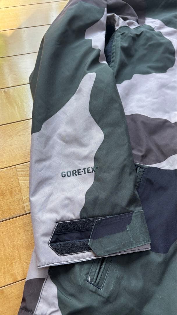 GORE-TEXゴアテックス　VOLCOM／ボルコム　スキー・スノーボードウエア