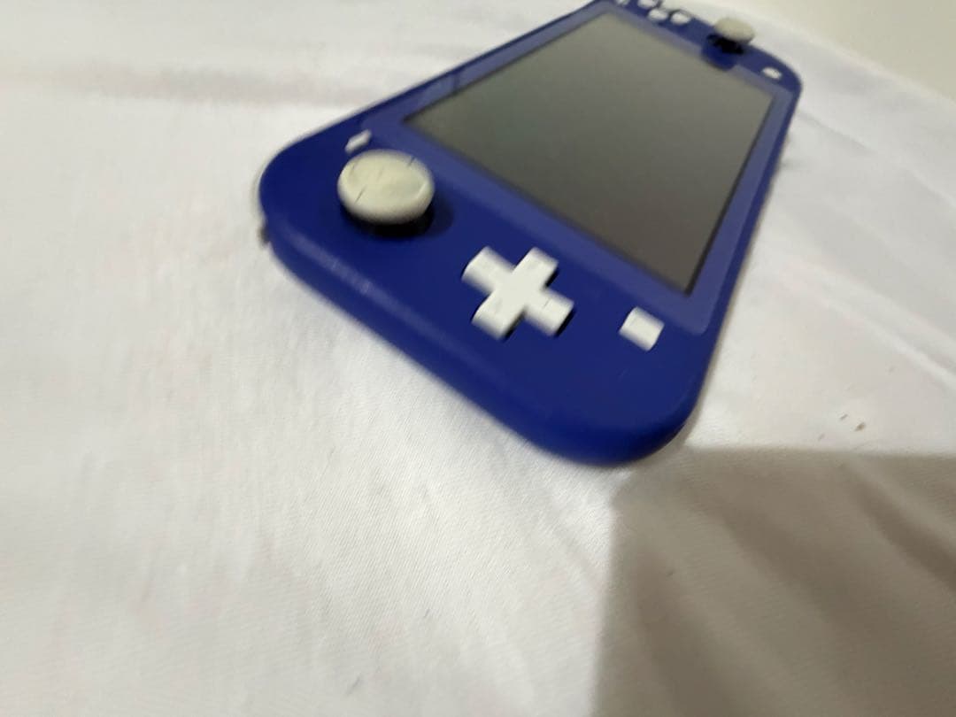 メ*ー様 switch lite 本体　ブルー　ニンテンドー