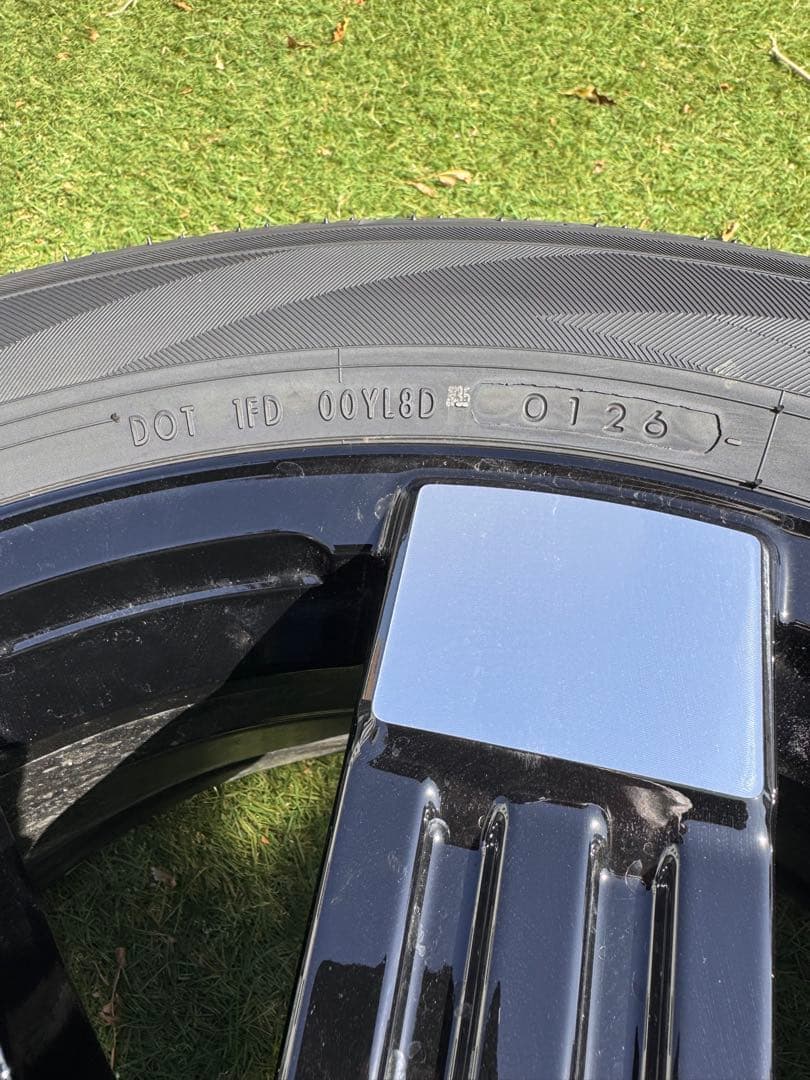 埼玉県引き渡し　新型デリカD5 純正 タイヤホイール4本セット 純正ナット付き