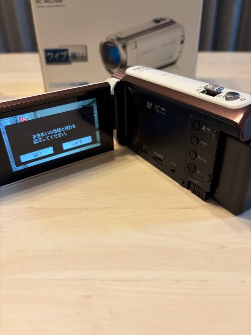 【美品】デジタルハイビジョンビデオカメラ　Panasonic HC-W570M