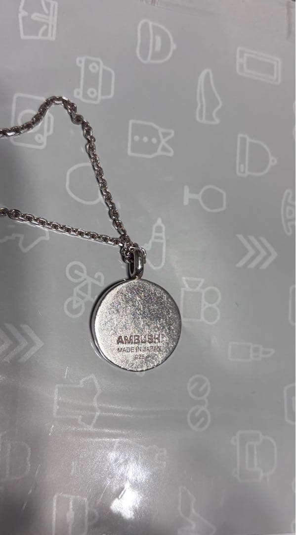 AMBUSH Epoxy Amblem チャーム ネックレス
