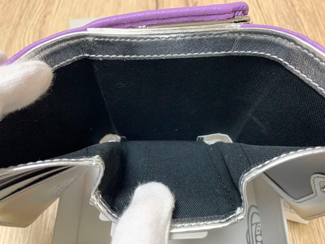 新品・タグ付　Vivienne Westwood 三つ折り財布 パープル