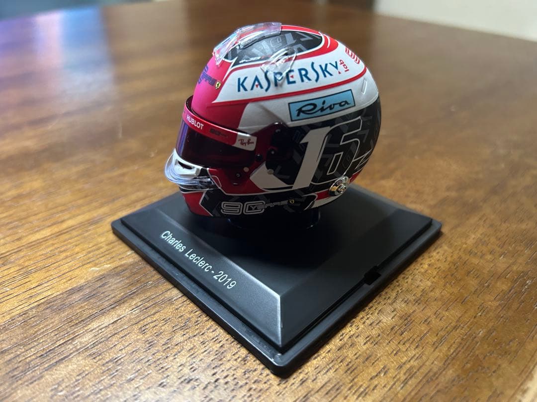 ディエゴスティーニ　ヘルメットコレクション　シャルルルクレール