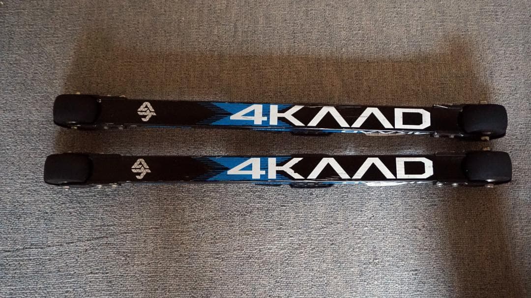 4KAAD（フォーカード） Classic 7クラシカル用ローラースキー