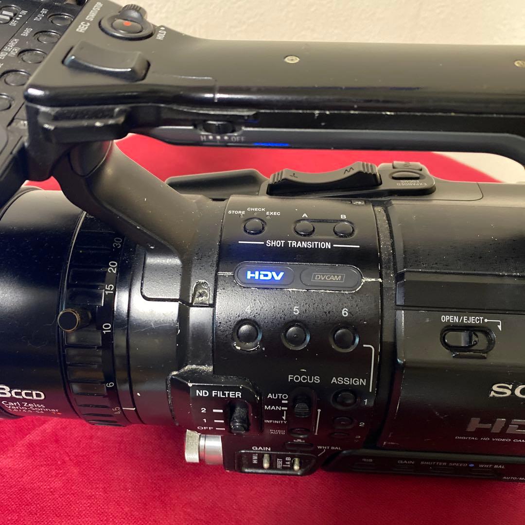 Sony HVR-Z1J【通電OK】業務用ビデオカメラ 本体②