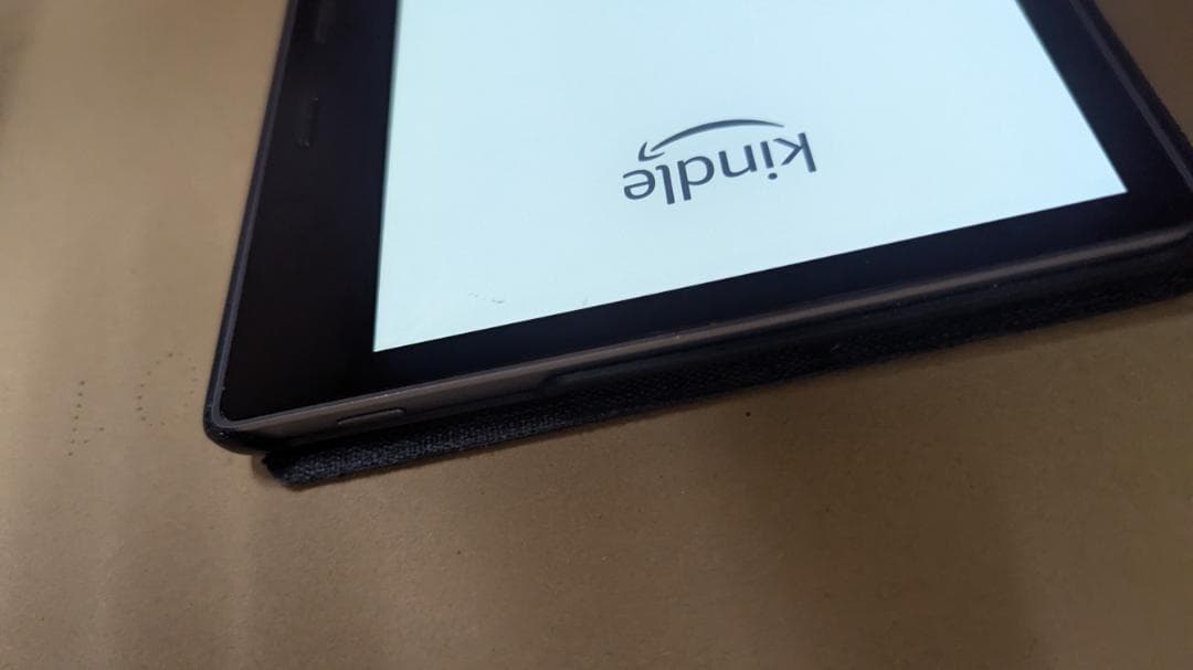 Kindle Oasis 第10世代 32GB Wi-Fiモデル+ 純正カバー