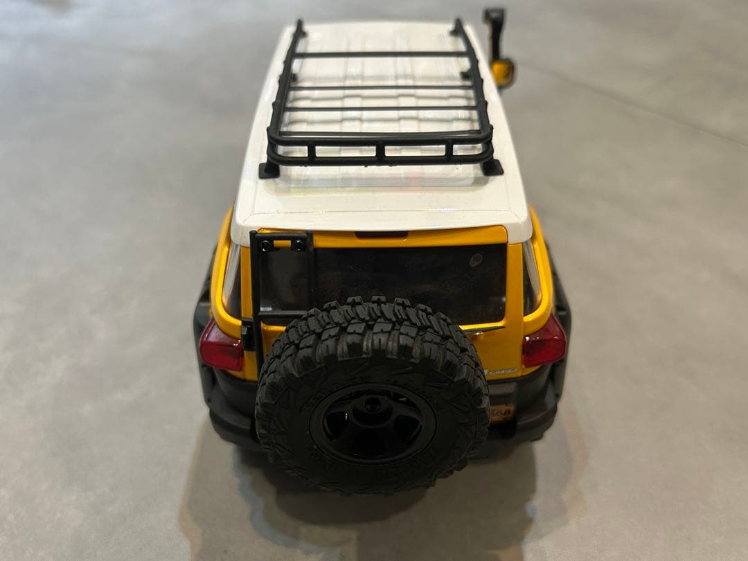 FMS FJクルーザー ラジコンカー イエロー