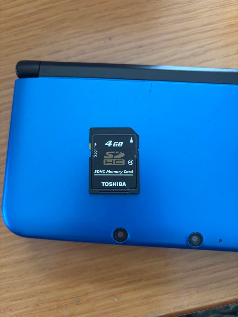 ニンテンドー3DS LL 青 本体 +SDカード4GB+ ソフト7本セット