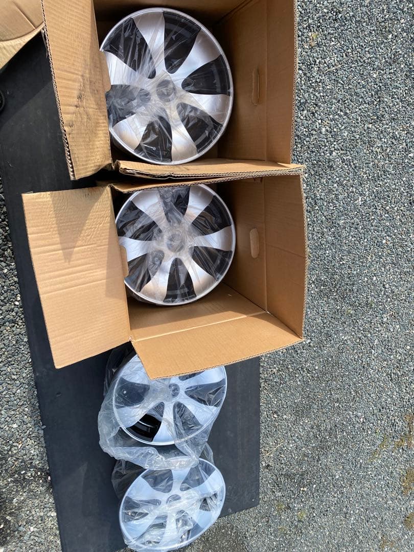 未使用新品ホイール　4本セット