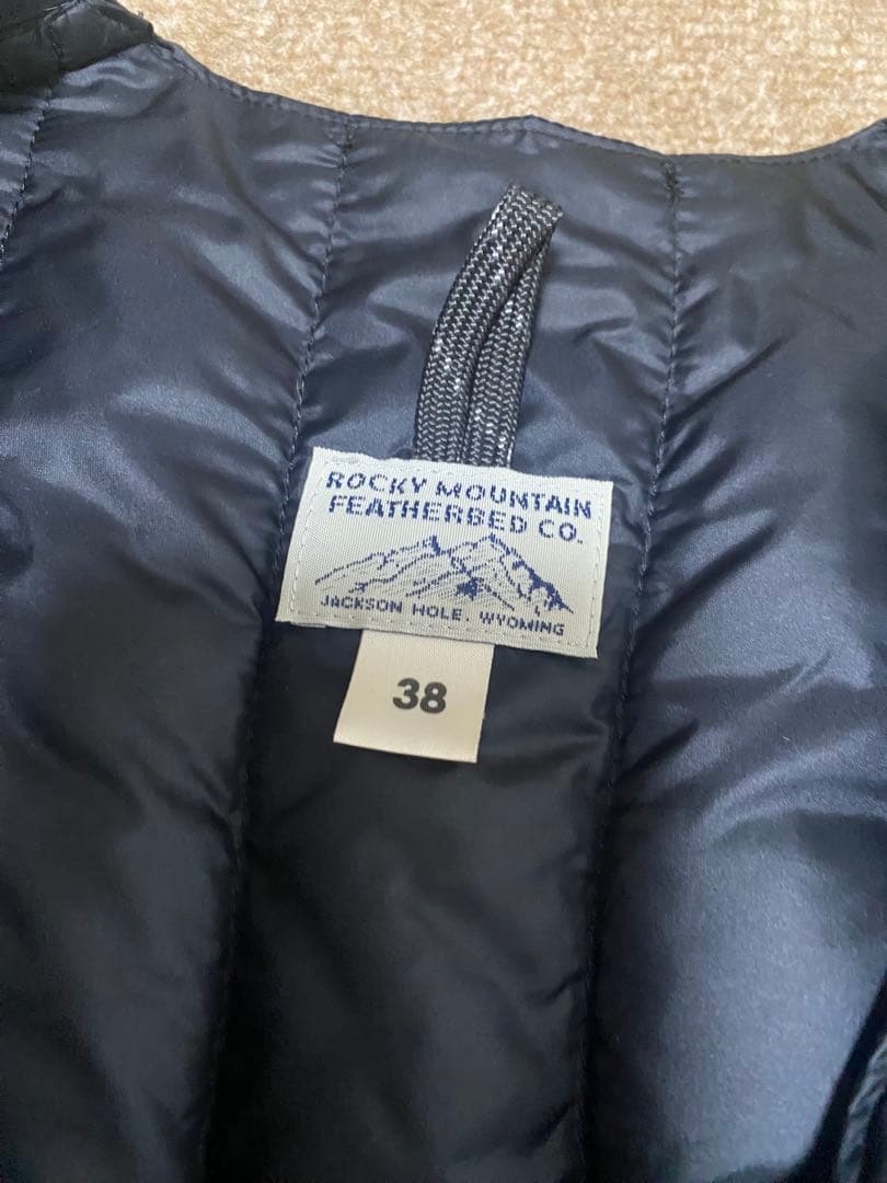 ROCKY MOUNTAIN FEATHERBED CO. ダウンベスト