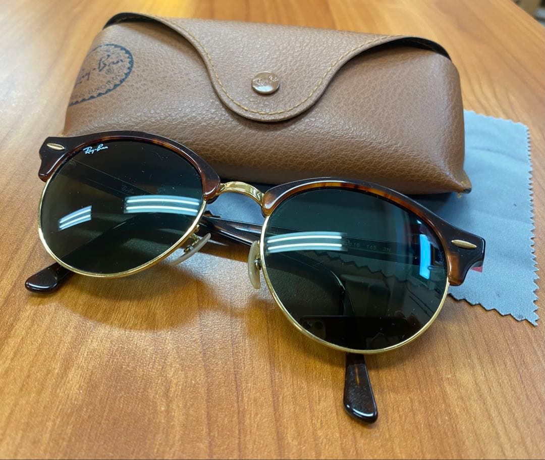 Ray-Ban RB4246 クラブラウンドサングラス ケース付き