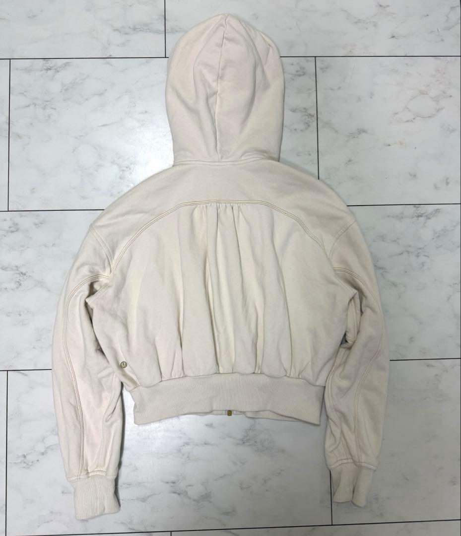 lululemon ルルレモン　ゴールドステッチ　モックネックフーディー