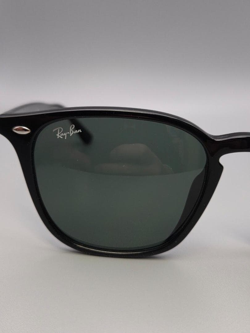 【美品 レイバン RB4258-F サングラス ブラック Ray-Ban