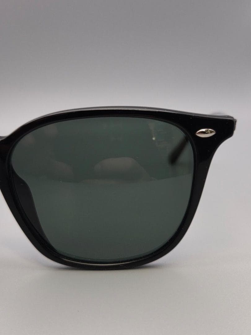 【美品 レイバン RB4258-F サングラス ブラック Ray-Ban