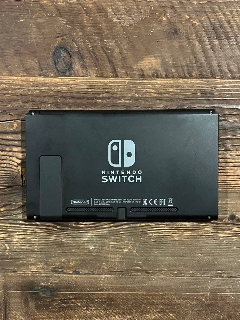 Nintendo Switch 本体のみ スイッチ　2018年製　任天堂