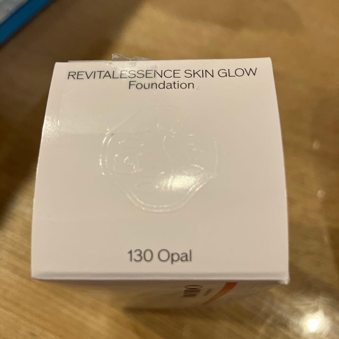 ファンデーション SHISEIDO SKIN GLOW 130 Opal