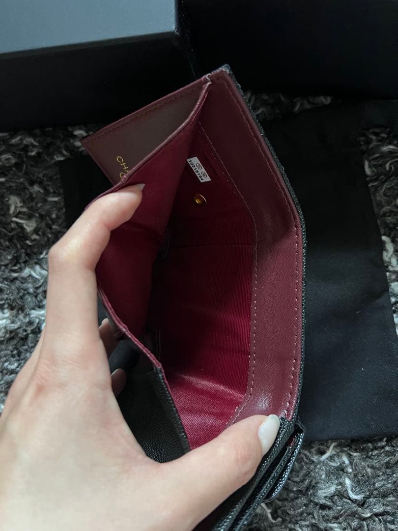 三つ折り財布　ノベルティ　箱付き