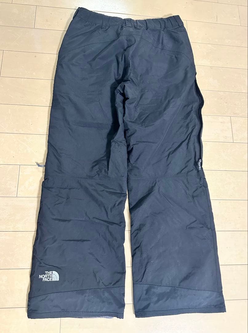 THE NORTH FACE（ザ・ノース・フェイス）　スノーパンツ　ボトムス