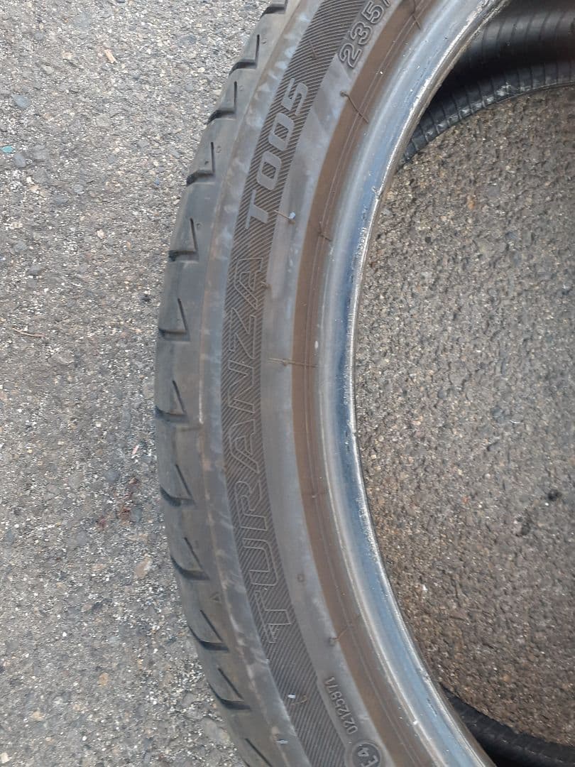 23年　ブリヂストン　トランザ　235/40R20インチ　2本