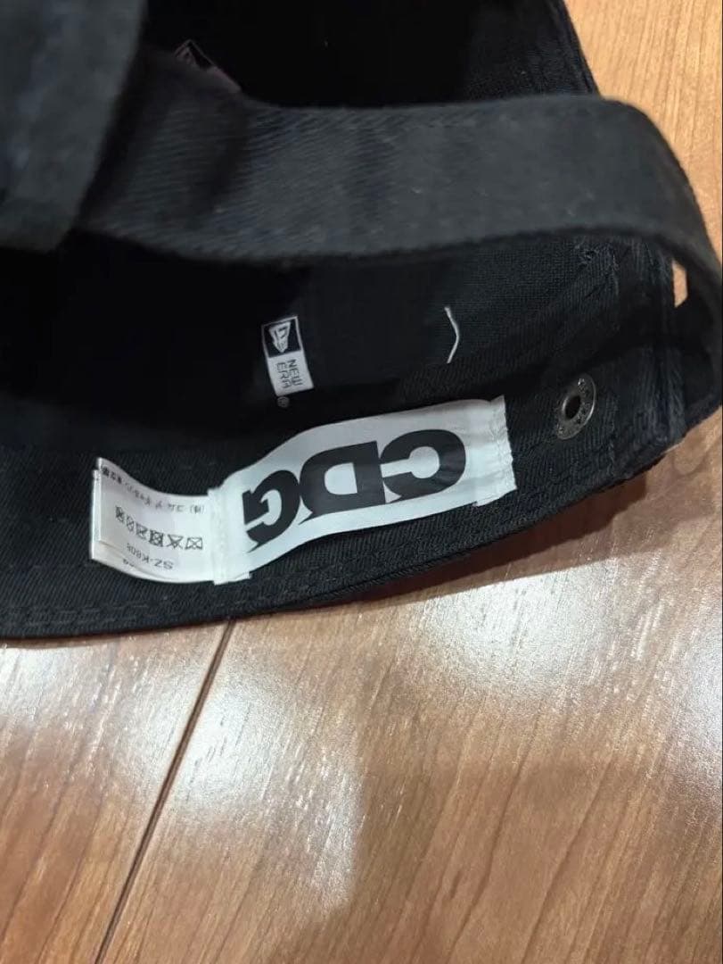 CDG コムデギャルソン NEWERA キャップ ブラック
