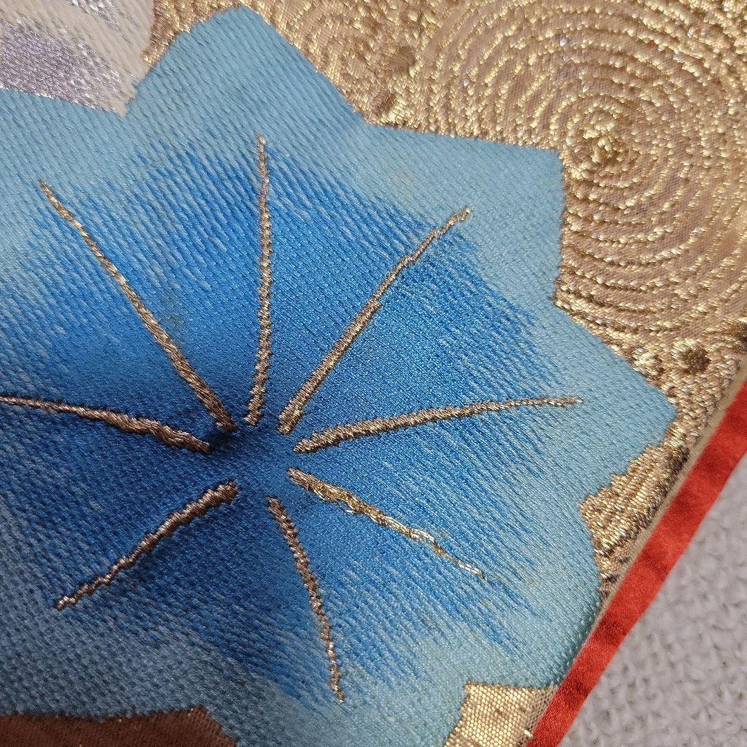 振袖 黒字に金刺繍
