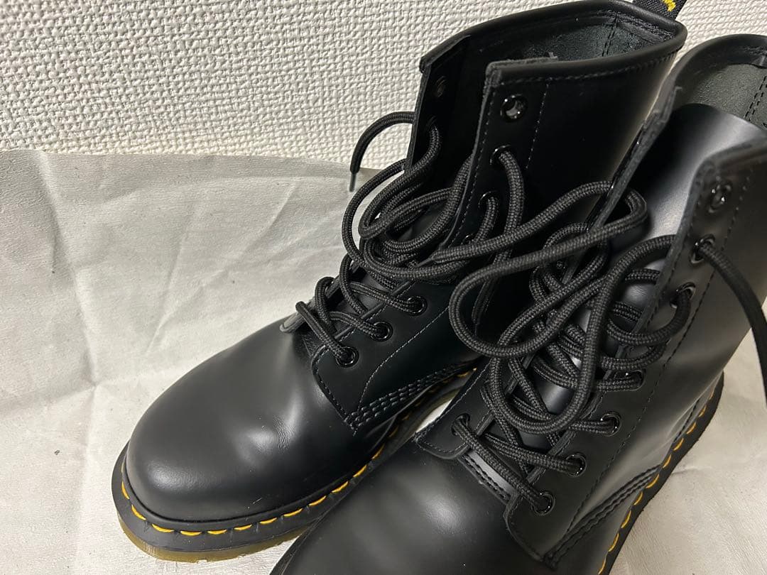 【美品】Dr. Martens ブラックハイカットブーツ