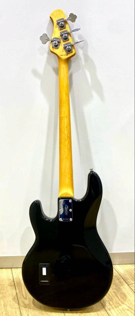 ベース Sterling by Musicman SUB STINGRAY RAY4