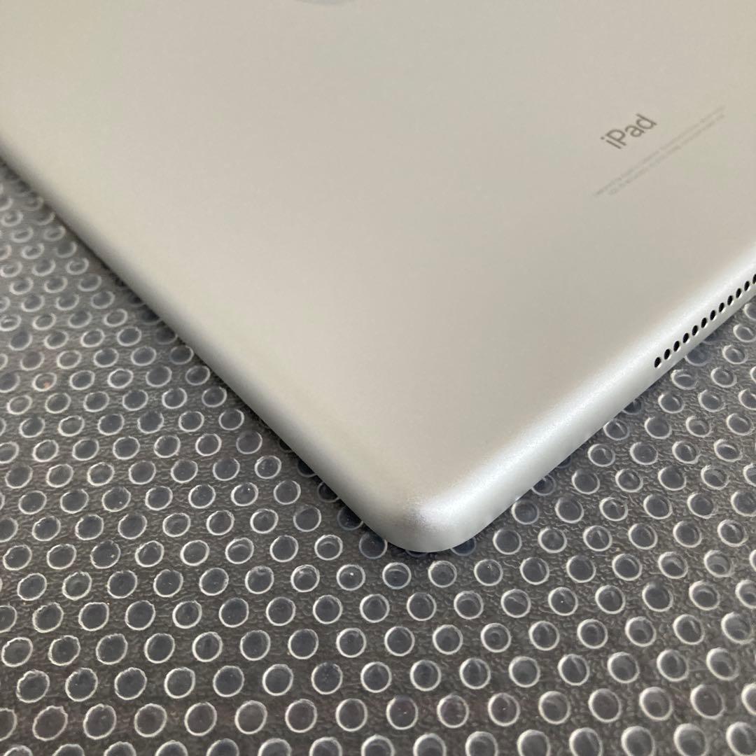 873【早い者勝ち】電池ほぼ新品☆iPad6第6世代32GB WIFIモデル☆