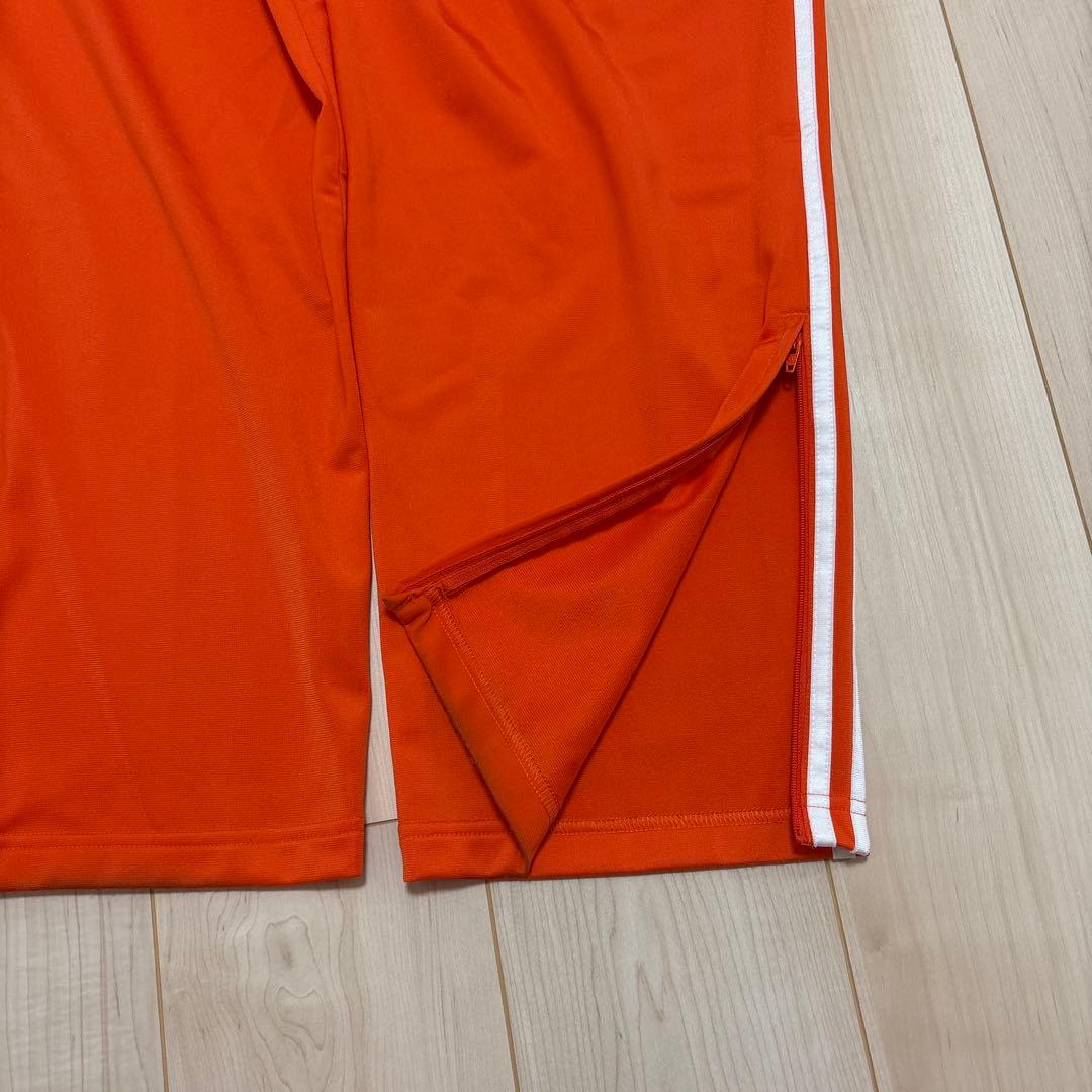 adidasトラックパンツ　ワイドパンツ