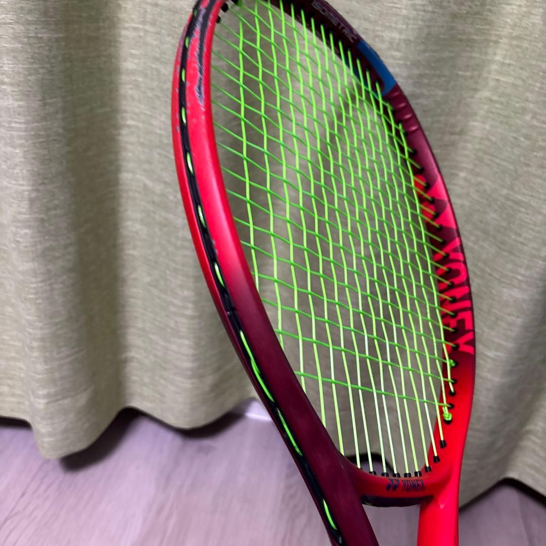 YONEX VCORE 100L G1 ヨネックス　Vコア