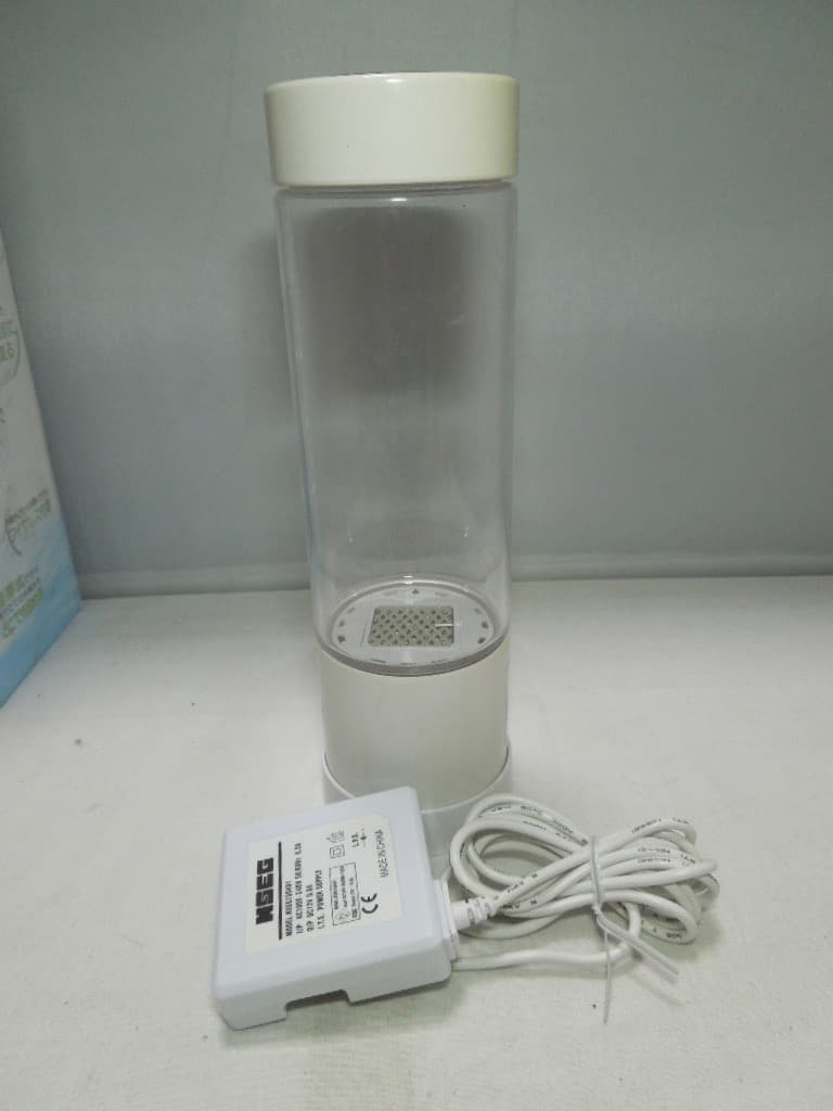 水素水生成器　充電式でどこでも飲めるMyShintousuiBottle-Q