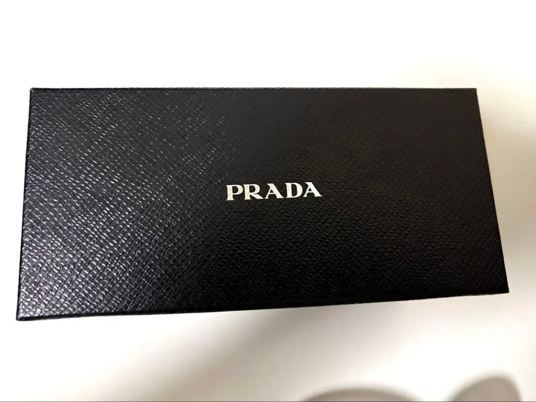 PRADA ロゴ入り サングラス SPR 19I ブラック 黒 眼鏡 アイウェア