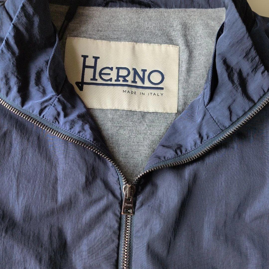 Herno ネイビー スプリングコート