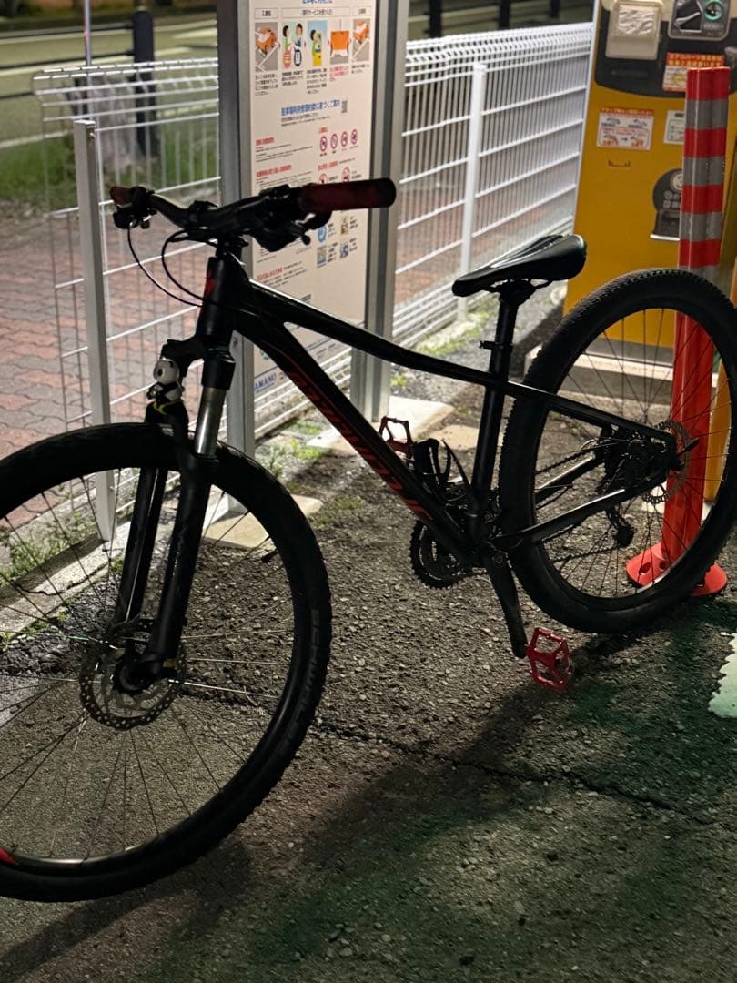 スペシャライズド ピッチ 27.5 値下げ10000までです