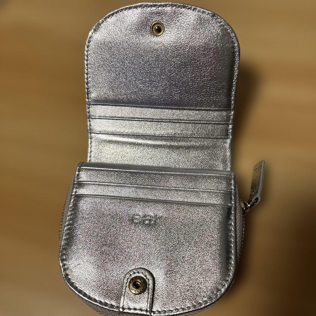 新品 ear PAPILLONNER シンプルラウンド折り財布 シルバー